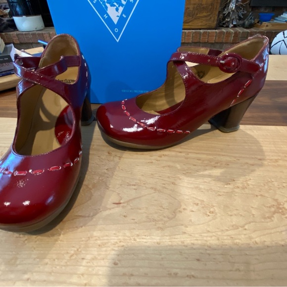 John Fluevog Malibran Mary Jane - Picture 3 of 5